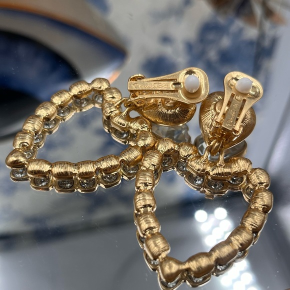 🆕 OSCAR DE LA RENTA 🧿 Crystal Heart Earrings 🪬 - Picture 15 of 16